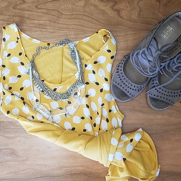 Ann Taylor lemon tank xsp - Picture 2 of 5